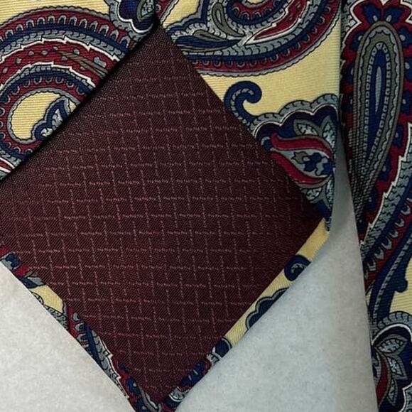 Christian Dior Men's Paisley Print Silk Tie 3.5 x 55 Power Tie Designer Classic - Picture 5 of 7